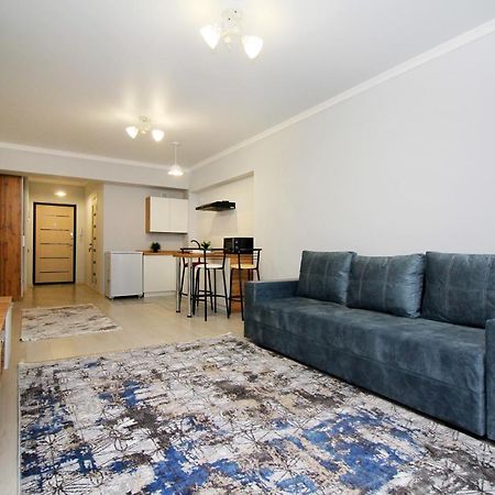 Cozy Studio In The Best Area! 4 Almaty Ngoại thất bức ảnh