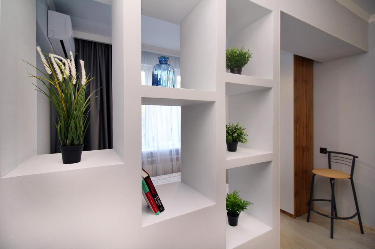 Cozy Studio In The Best Area! 4 Almaty Ngoại thất bức ảnh