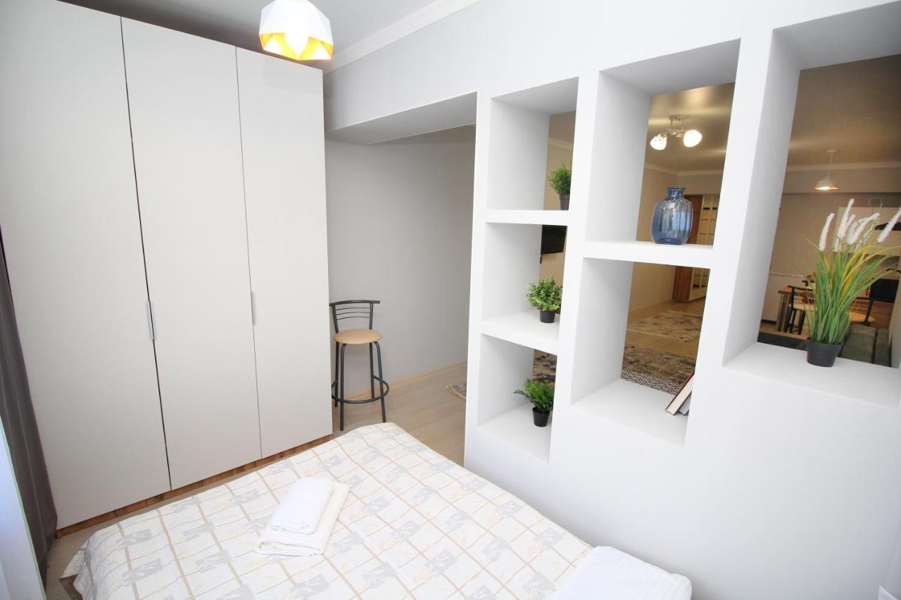 Cozy Studio In The Best Area! 4 Almaty Ngoại thất bức ảnh