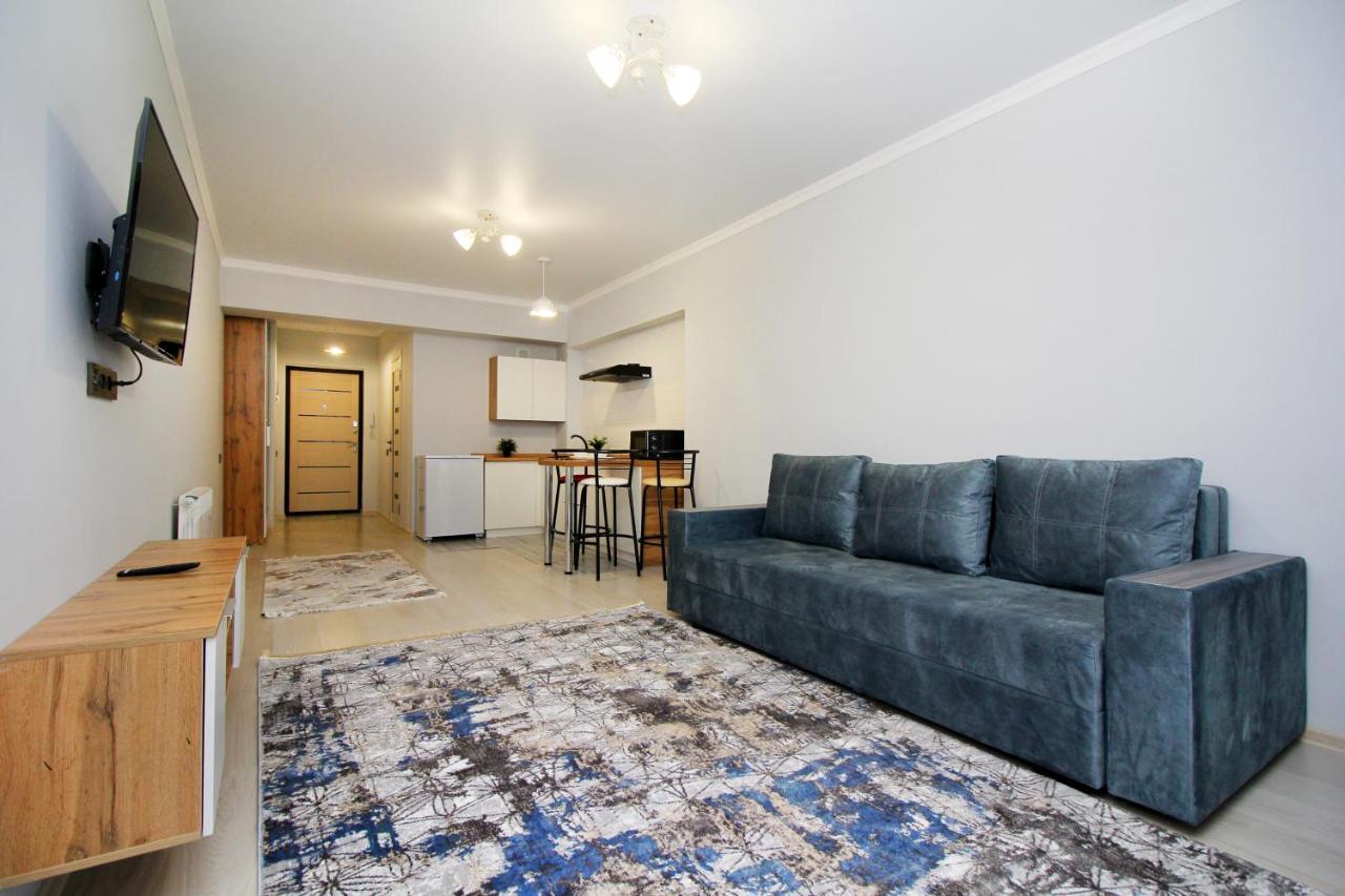 Cozy Studio In The Best Area! 4 Almaty Ngoại thất bức ảnh