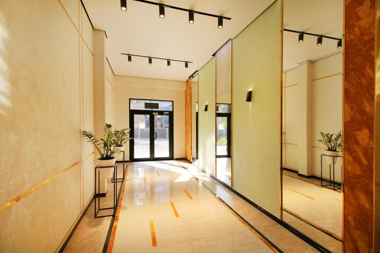 Cozy Studio In The Best Area! 4 Almaty Ngoại thất bức ảnh